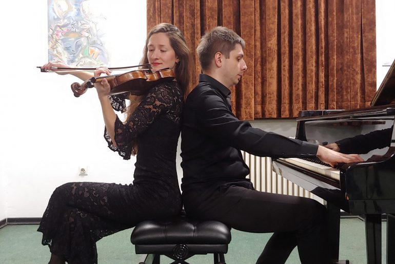 Отказан због болести виолинисткиње – Концерт виолинисткиње Јоване Стошић и пијанисте Немање Егерића у оквиру Концертне сезоне Факултета уметности у Нишу
