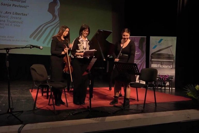 Камерни трио “Ars Libertas” лауреат VIII категорије на III Меморијалу “Сања Павловић”