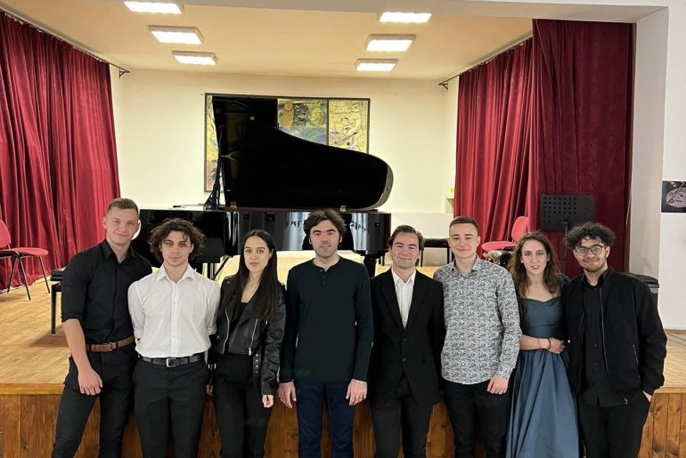 Концерт Алексе Савића, Катарине Бошковић, Братислава Ђорђевића, Анђеле Спасић, Петра Павловића, Филипа Цинцаревића и Страхиње Марковића у Концертној сезони ФУ 2023.