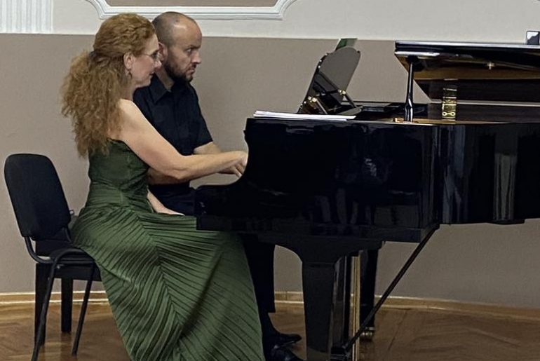 Концерт клавирског дуа у Лесковцу